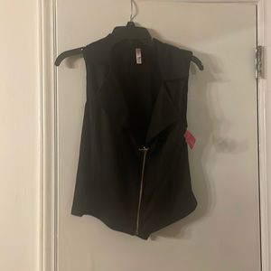 Black vest